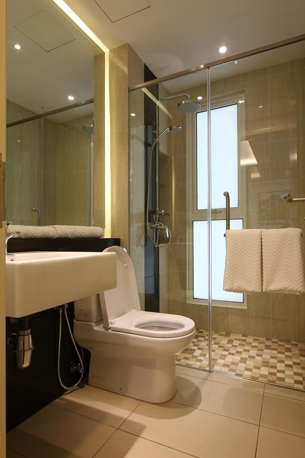 The Shore Residence Apartment Malacca Buitenkant foto